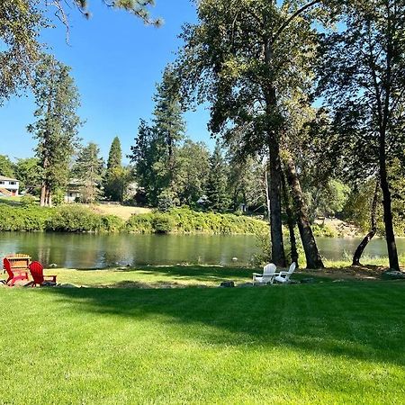 Deluxe Cabin 1 - Rogue River Resort Grants Pass Buitenkant foto