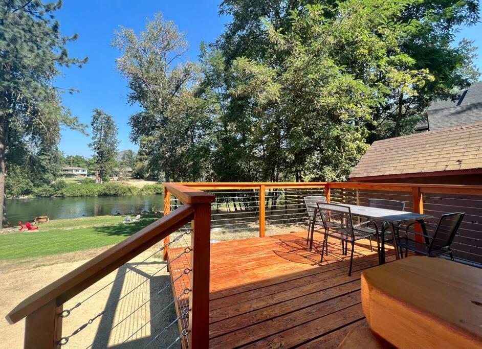 Deluxe Cabin 1 - Rogue River Resort Grants Pass Buitenkant foto